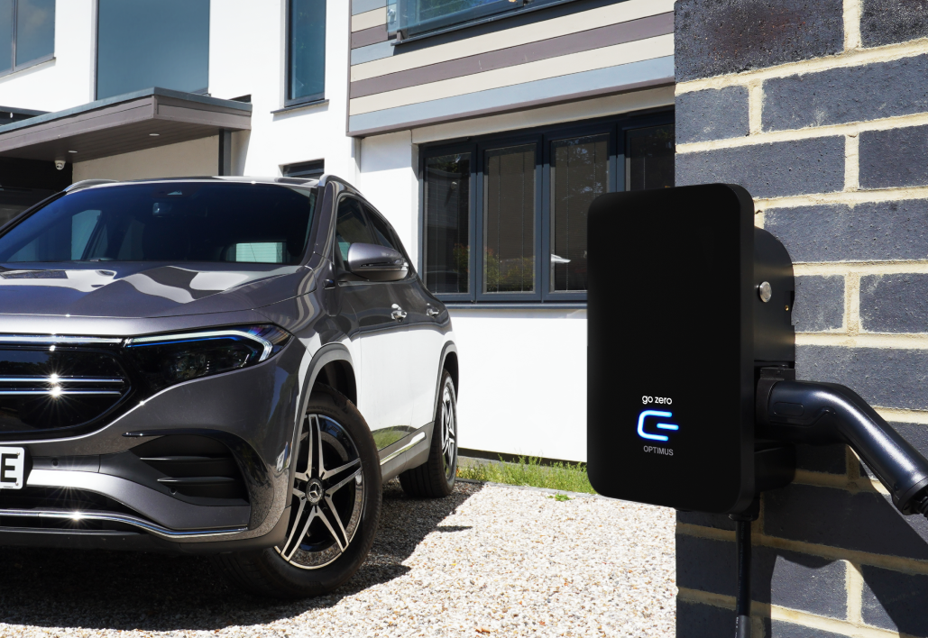 Mercedes-ECA-EV_Optimus-EV-Charger